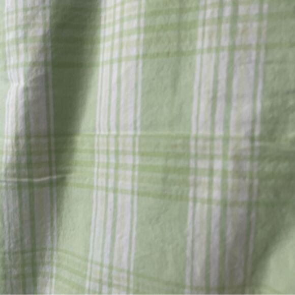 Izod XFG Women’s Size 14 Light Green Plaid 10.5” Inseam Golf Shorts - Picture 3 of 10